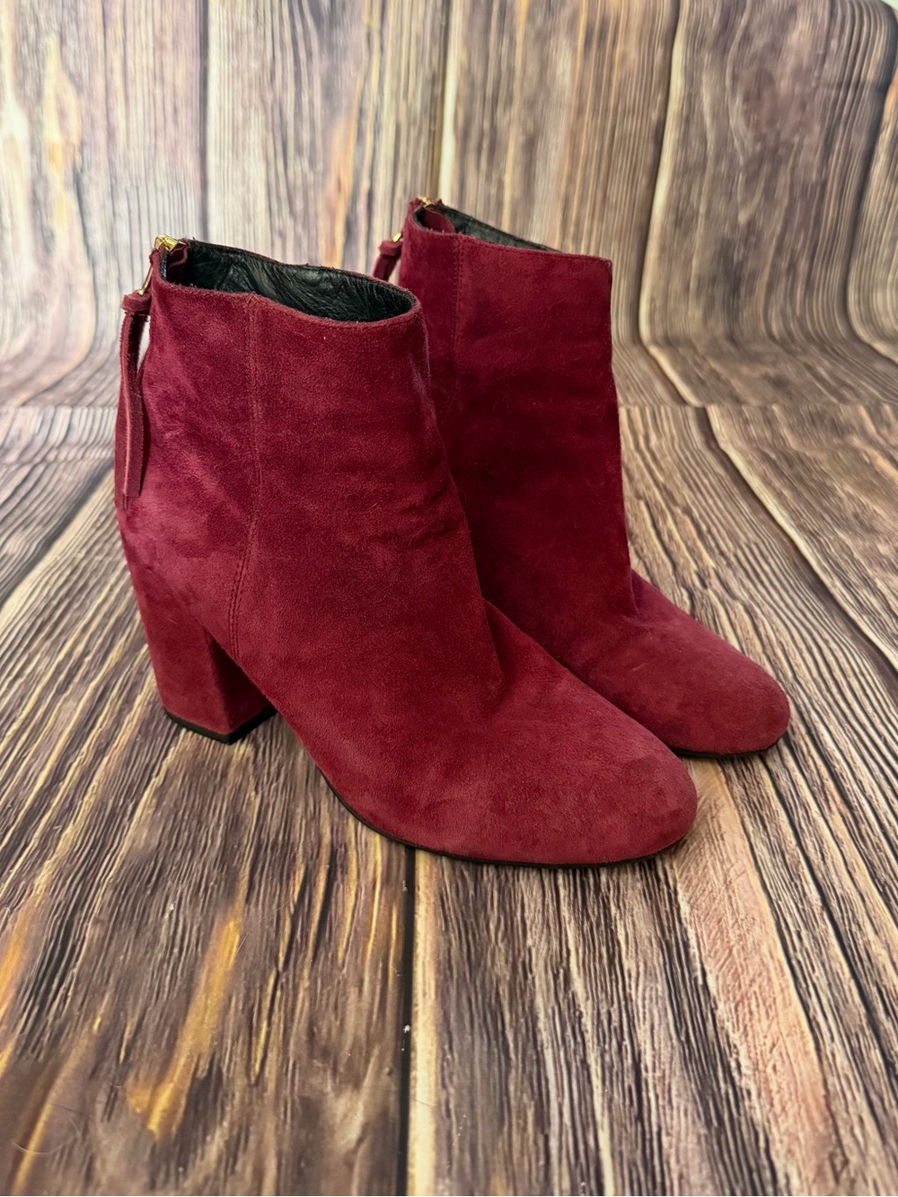 Steve Madden Burgundy Suede Ankle Booties Size 7